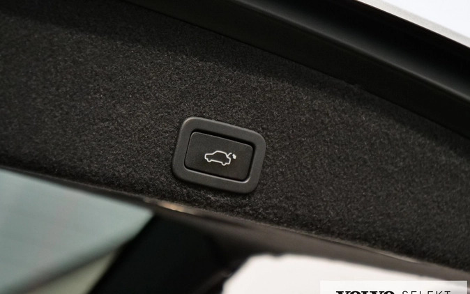 Volvo XC 60 cena 105900 przebieg: 107360, rok produkcji 2017 z Miejska Górka małe 704